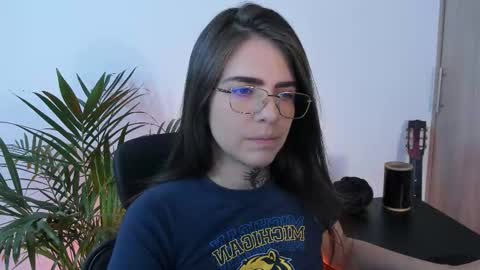 Meurif online show from 12-22-25, 04:15