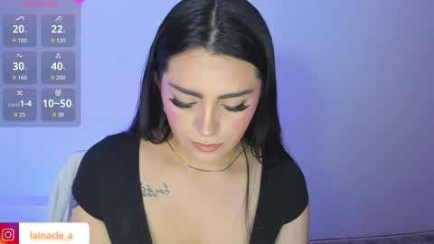 Snapshot of mexitalyguitarist chatting on 10-22-25, 05:19 Booniee online show from 10-22-25, 05:19