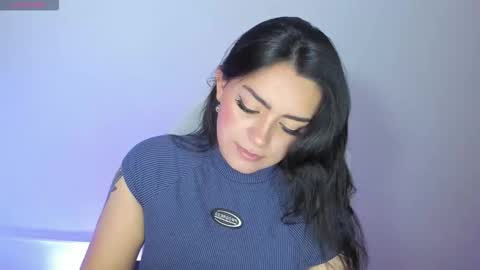 Snapshot of mexitalyguitarist chatting on 11-09-25, 03:49 Booniee online show from 11-09-25, 03:49