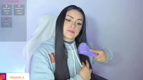 Snapshot of mexitalyguitarist chatting on 11-13-25, 03:05 Booniee online show from 11-13-25, 03:05