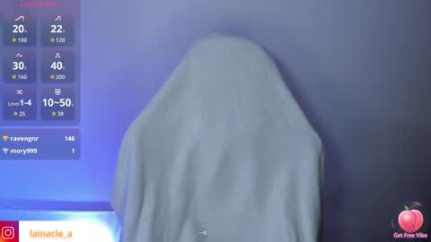 Snapshot of mexitalyguitarist chatting on 11-30-25, 04:27 Booniee online show from 11-30-25, 04:27