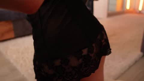 Snapshot of mezasofia chatting on 09-15-25, 12:32 meza sofia online show from 09-15-25, 12:32
