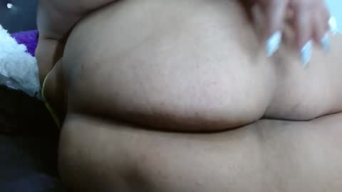 Snapshot of mhia1972 chatting on 01-10-25, 06:28 mhia1972 online show from 01-10-25, 06:28