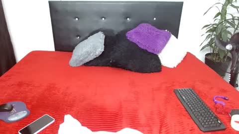 Snapshot of mhia1972 chatting on 02-27-25, 05:04 mhia1972 online show from 02-27-25, 05:04