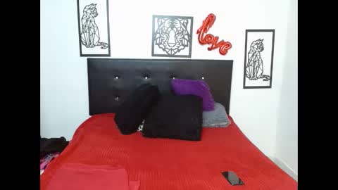 Snapshot of mhia1972 chatting on 10-19-25, 05:35 mhia1972 online show from 10-19-25, 05:35