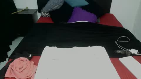 Snapshot of mhia1972 chatting on 12-05-25, 02:58 mhia1972 online show from 12-05-25, 02:58