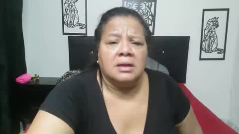 Snapshot of mhia1972 chatting on 01-05-26, 05:27 mhia1972 online show from 01-05-26, 05:27