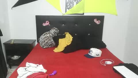 Snapshot of mhia1972 chatting on 02-27-26, 12:21 mhia1972 online show from 02-27-26, 12:21