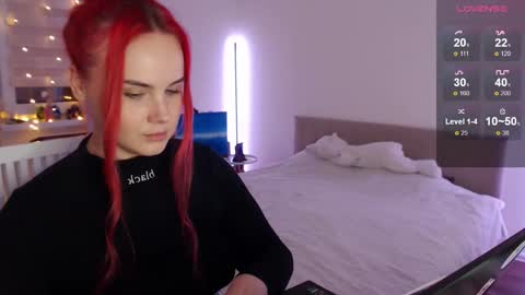 Snapshot of mi_cherry chatting on 01-03-25, 11:23 Alice online show from 01-03-25, 11:23