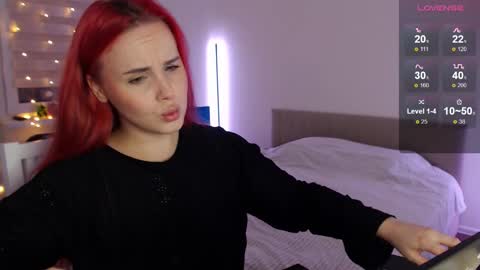 Snapshot of mi_cherry chatting on 01-06-25, 09:43 Alice online show from 01-06-25, 09:43