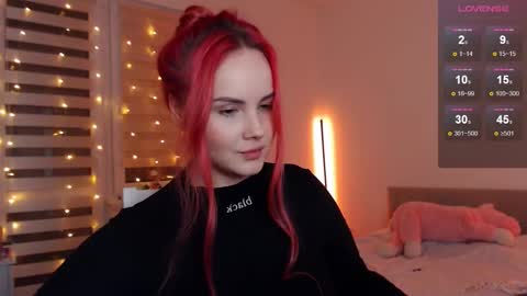 Snapshot of mi_cherry chatting on 01-10-25, 01:32 Alice online show from 01-10-25, 01:32