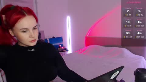 Snapshot of mi_cherry chatting on 01-30-25, 10:08 Alice online show from 01-30-25, 10:08