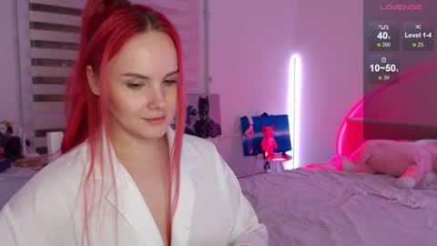 Snapshot of mi_cherry chatting on 02-21-25, 04:07 Alice online show from 02-21-25, 04:07