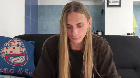 Misha online show from 12-18-25, 02:12