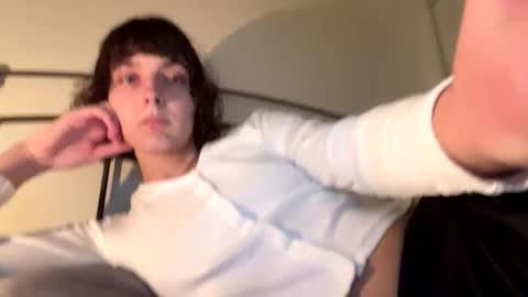 Snapshot of mia_177 chatting on 12-15-25, 01:32 mia_177 online show from 12-15-25, 01:32