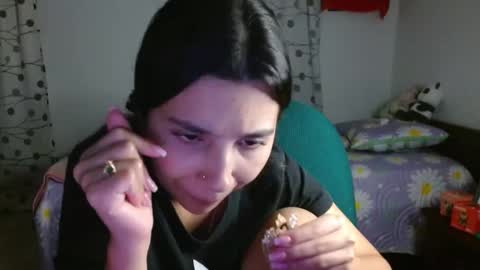 Mia online show from 02-27-25, 04:20