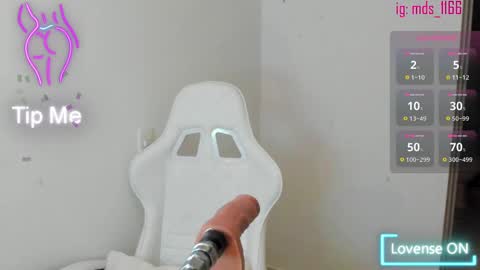 Snapshot of mia_adams66 chatting on 02-28-25, 01:37 Mia adams  online show from 02-28-25, 01:37