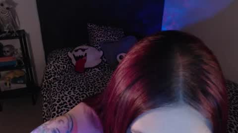 mia online show from 11-23-25, 02:00