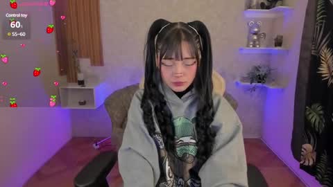 Mia online show from 01-08-25, 05:59