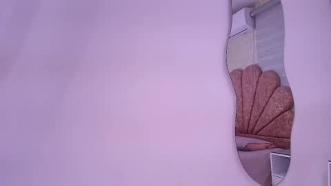 Mia  online show from 04-10-26, 04:17