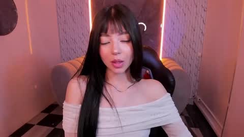 mia_collins_b online show from 10-09-25, 12:58