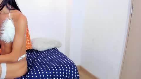 Mia Conde online show from 01-15-25, 01:31