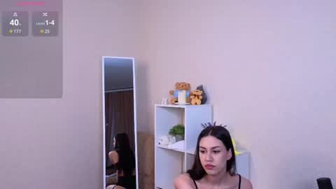 U can call me Angel3 online show from 10-04-25, 04:38