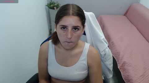 Mia online show from 01-19-26, 01:59