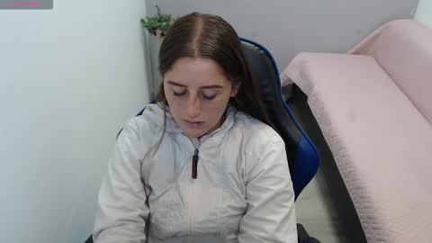 Mia online show from 02-27-26, 02:06