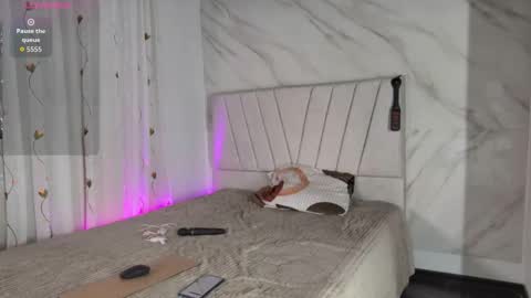 Snapshot of mia_elan__ chatting on 11-21-25, 10:08 mia elan online show from 11-21-25, 10:08