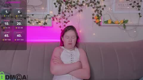 Mia online show from 09-26-25, 02:48