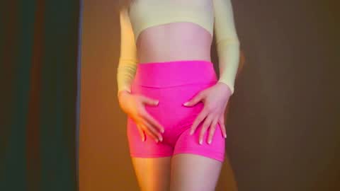 Snapshot of mia_fleur_ chatting on 12-06-24, 08:48 Mia online show from 12-06-24, 08:48