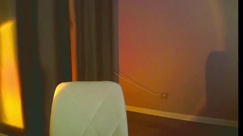 Snapshot of mia_fleur_ chatting on 01-23-25, 05:10 Mia online show from 01-23-25, 05:10