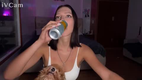 mia_floo online show from 10-22-25, 02:39