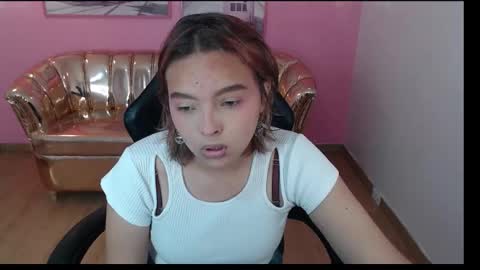 Mia online show from 10-27-25, 12:31