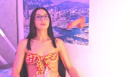 Snapshot of mia_fowler7 chatting on 09-10-25, 07:36 MIA online show from 09-10-25, 07:36