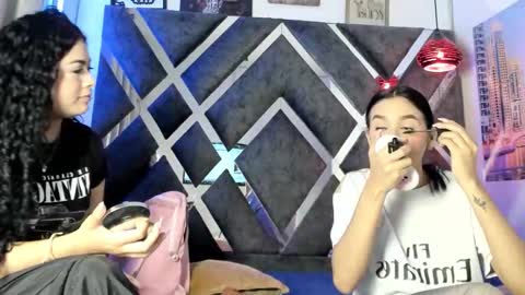 Snapshot of mia_fowler7 chatting on 10-24-25, 12:45 MIA online show from 10-24-25, 12:45