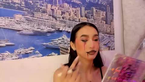 Snapshot of mia_fowler7 chatting on 10-31-25, 02:29 MIA online show from 10-31-25, 02:29