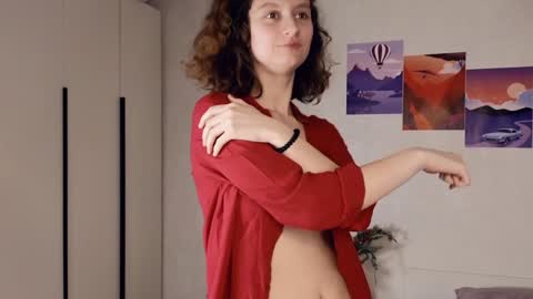 Mia  online show from 01-27-25, 04:11