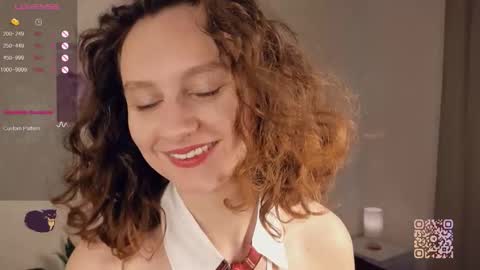 Mia  online show from 09-15-25, 09:42