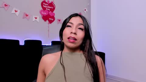 Mia online show from 03-02-25, 03:37