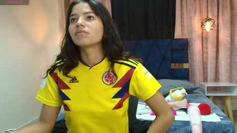  MIA HOLLY  online show from 10-19-25, 07:53