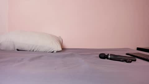  I am Mia  online show from 02-23-26, 11:07