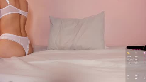  I am Mia  online show from 03-12-26, 11:38