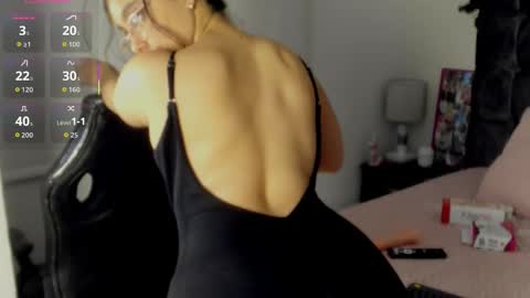 mia_honey23 online show from 01-14-26, 08:14