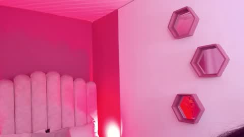 Val  online show from 02-19-26, 08:27