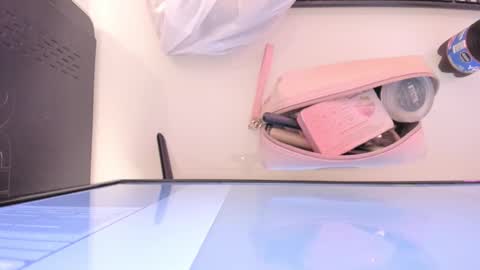    online show from 09-25-25, 12:09