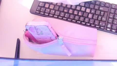    online show from 12-04-25, 12:14