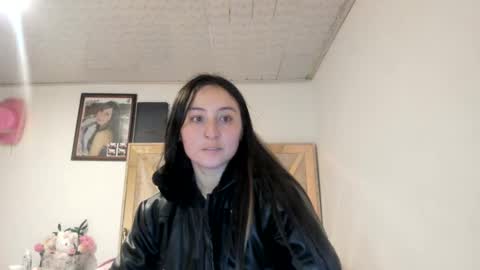Snapshot of mia_kanee chatting on 09-12-25, 02:33 mia kaneee online show from 09-12-25, 02:33