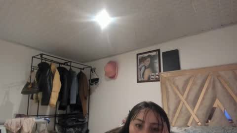 Snapshot of mia_kanee chatting on 10-02-25, 12:17 mia kaneee online show from 10-02-25, 12:17